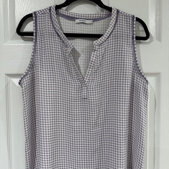 Ricki's brand - women's sleeveless v-neck tank style blouse - size L - Picture 1 of 5